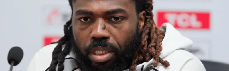 足球-输新疆格兰跟倔驴一样！末节死用哈里斯+西尔扎提，拱手让出胜利