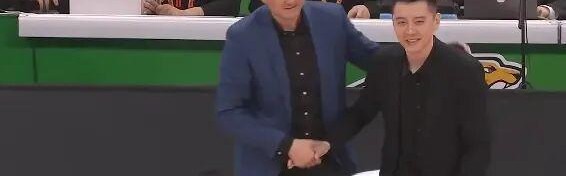 腾讯体育快讯频道-轻取不轻视！杜锋：对阵辽宁队，球员们自始至终专注于比赛